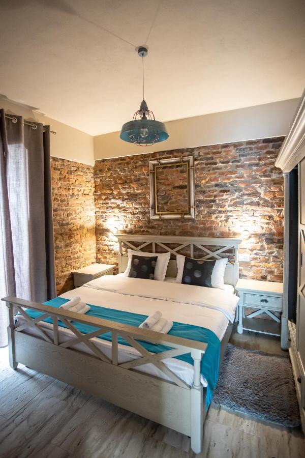 Casa Armoniei Hotell Baia Mare Exteriör bild