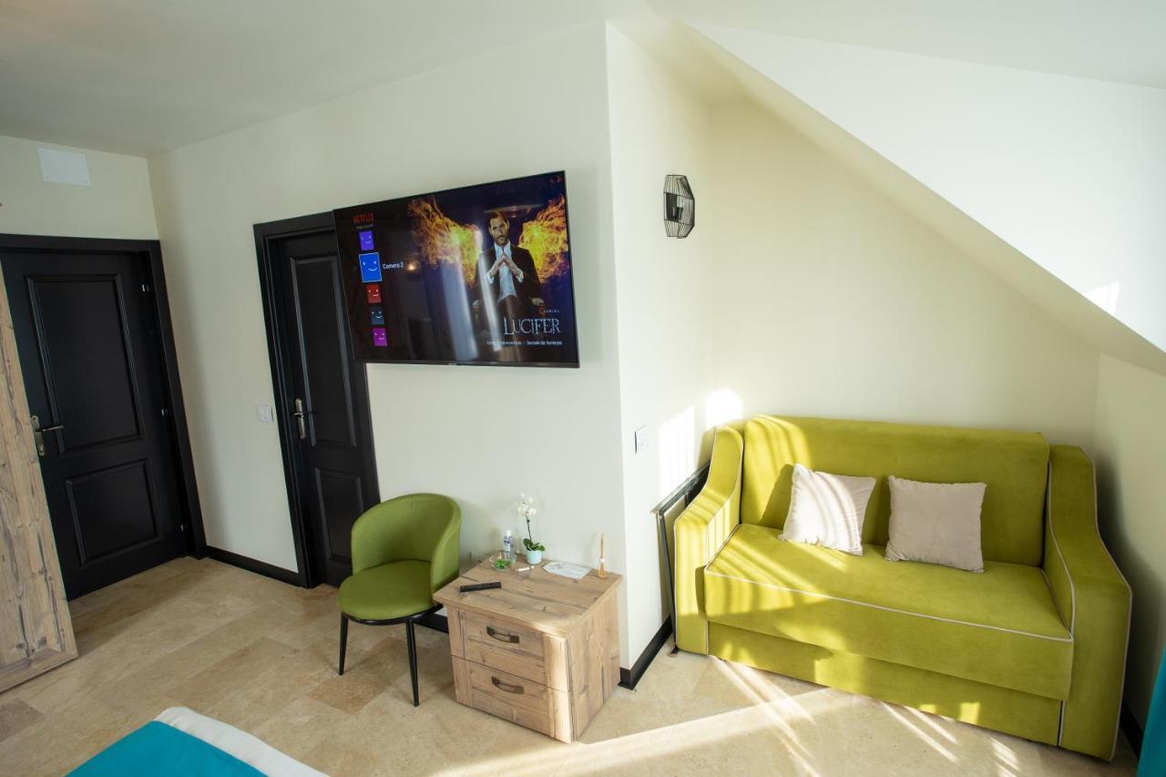 Casa Armoniei Hotell Baia Mare Exteriör bild