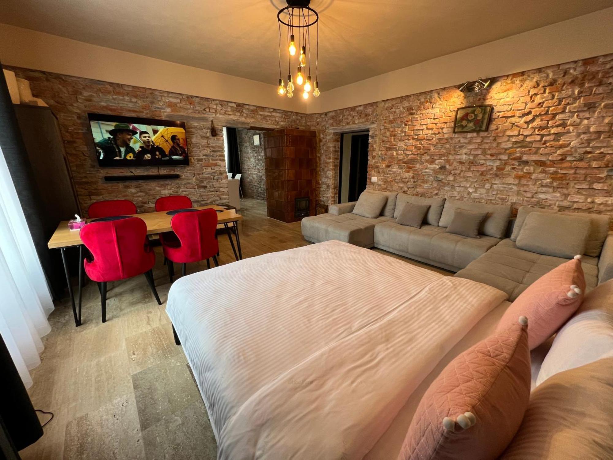 Casa Armoniei Hotell Baia Mare Exteriör bild