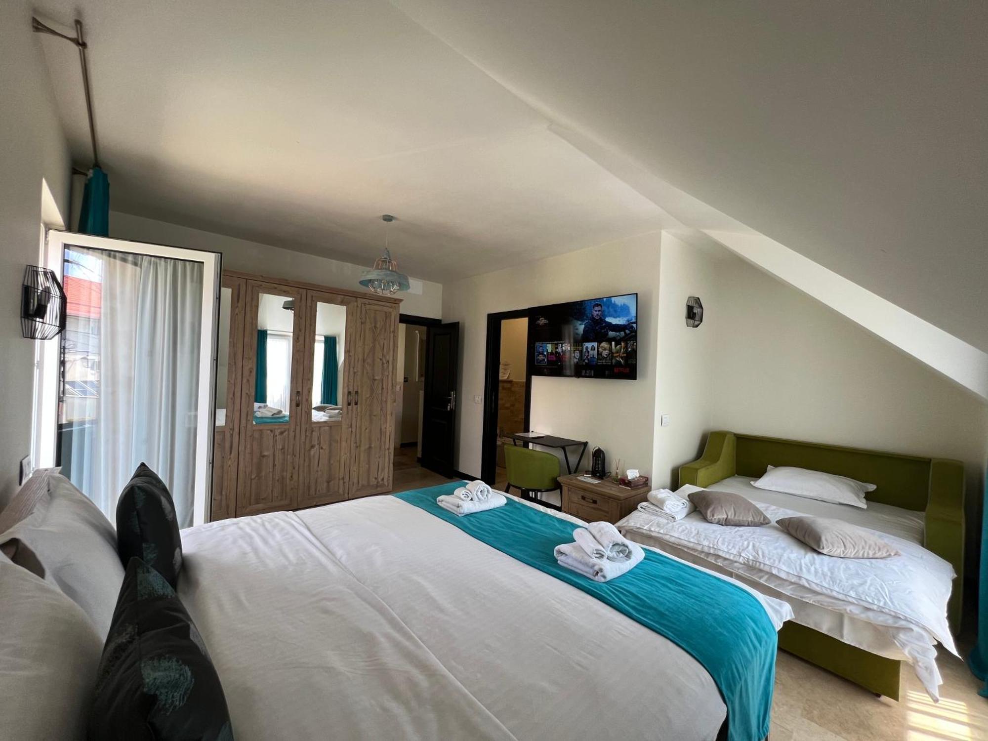 Casa Armoniei Hotell Baia Mare Exteriör bild